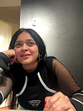 Snapshot of Emily_Rivers_ chatting on 09-24-25, 01:14 Emily Rivers  online show from 09-24-25, 01:14