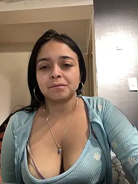 Snapshot of Emily_Rivers_ chatting on 10-02-25, 01:29 Emily Rivers  online show from 10-02-25, 01:29