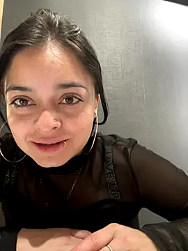 Snapshot of Emily_Rivers_ chatting on 10-24-25, 01:07 Emily Rivers  online show from 10-24-25, 01:07