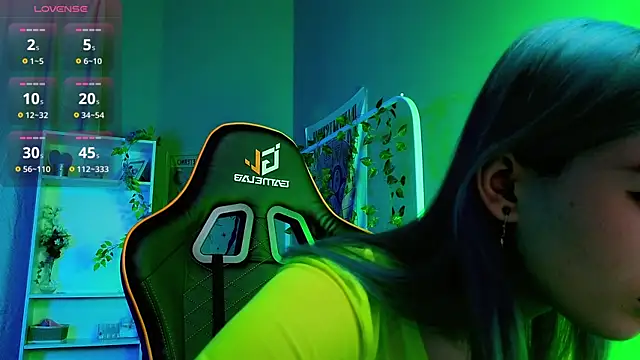 Kiara Dream online show from 09-10-25, 08:42