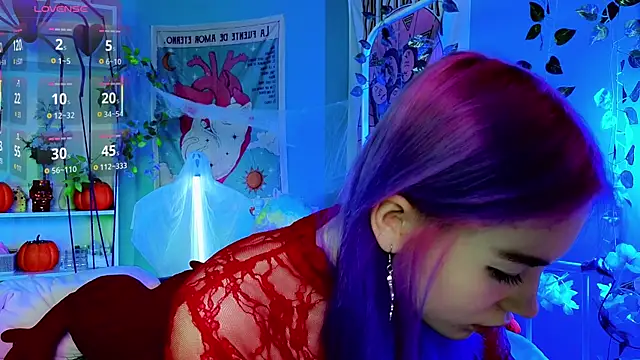 Snapshot of Kiara_Dream chatting on 10-29-25, 08:54 Kiara Dream online show from 10-29-25, 08:54