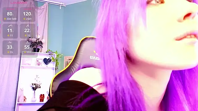 Snapshot of Kiara_Dream chatting on 11-25-25, 08:53 Kiara Dream online show from 11-25-25, 08:53