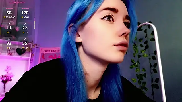 Snapshot of Kiara_Dream chatting on 12-01-25, 09:09 Kiara Dream online show from 12-01-25, 09:09