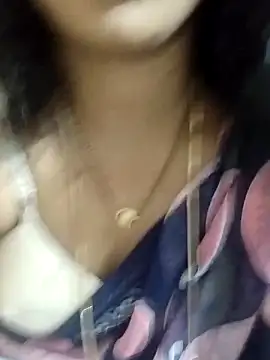 Snapshot of Varsha21 chatting on 01-07-26, 08:39 Varsha21 online show from 01-07-26, 08:39