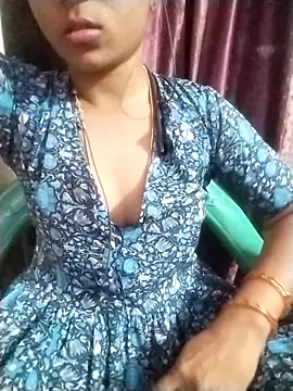 Snapshot of Varsha21 chatting on 03-09-26, 03:27 Varsha21 online show from 03-09-26, 03:27