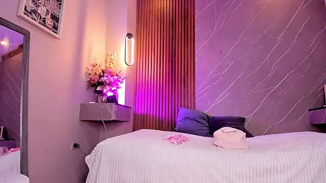 emma  rose1 online show from 09-18-25, 07:27