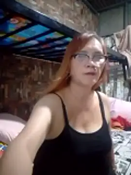 SexyHottMom online show from 04-23-26, 11:09