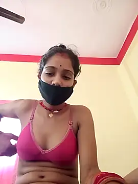 Snapshot of Basanti_143 chatting on 10-06-25, 03:15 Basanti 143 online show from 10-06-25, 03:15