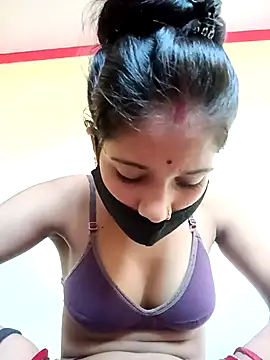 Snapshot of Basanti_143 chatting on 10-08-25, 10:02 Basanti 143 online show from 10-08-25, 10:02