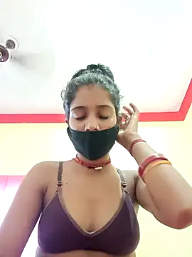 Snapshot of Basanti_143 chatting on 10-17-25, 06:16 Basanti 143 online show from 10-17-25, 06:16