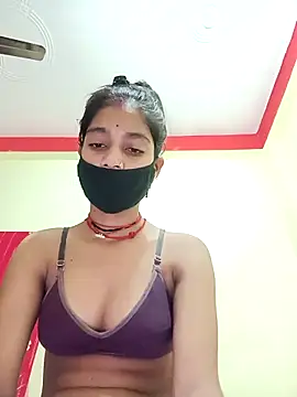 Snapshot of Basanti_143 chatting on 10-27-25, 12:36 Basanti 143 online show from 10-27-25, 12:36