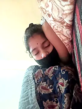 Snapshot of Basanti_143 chatting on 11-06-25, 03:51 Basanti 143 online show from 11-06-25, 03:51