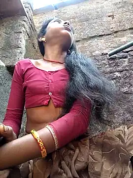 Snapshot of Sonam_mehta chatting on 05-10-26, 02:50 Sonam mehta online show from 05-10-26, 02:50