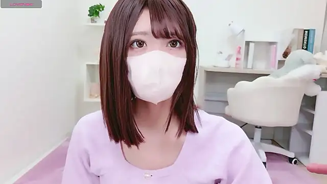 Reina Fcup online show from 03-26-26, 04:40