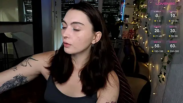 dorfmatratze   online show from 09-17-25, 05:20