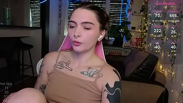 dorfmatratze   online show from 11-08-25, 07:41