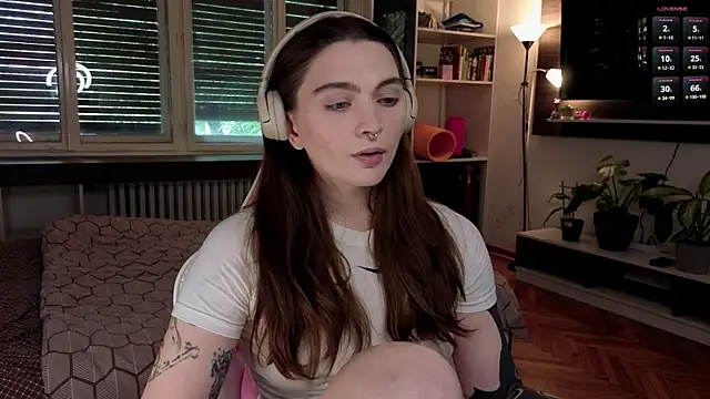 Snapshot of dorfmatratze__ chatting on 05-22-26, 10:43 dorfmatratze online show from 05-22-26, 10:43