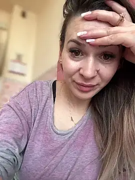 Snapshot of iSelena chatting on 03-03-26, 09:15 iSelena online show from 03-03-26, 09:15