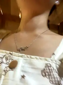 Snapshot of One-nice chatting on 09-15-25, 01:49 One-nice online show from 09-15-25, 01:49