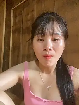 Snapshot of One-nice chatting on 09-18-25, 01:40 One-nice online show from 09-18-25, 01:40