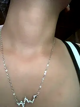 Snapshot of One-nice chatting on 09-20-25, 05:08 One-nice online show from 09-20-25, 05:08