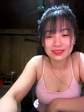 Snapshot of One-nice chatting on 09-22-25, 02:52 One-nice online show from 09-22-25, 02:52