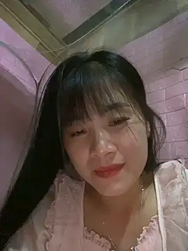 Snapshot of One-nice chatting on 09-26-25, 01:48 One-nice online show from 09-26-25, 01:48