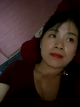 Snapshot of One-nice chatting on 09-29-25, 05:56 One-nice online show from 09-29-25, 05:56