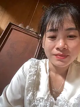 Snapshot of One-nice chatting on 10-04-25, 02:31 One-nice online show from 10-04-25, 02:31