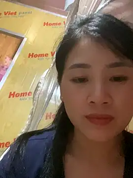 Snapshot of One-nice chatting on 10-10-25, 01:37 One-nice online show from 10-10-25, 01:37