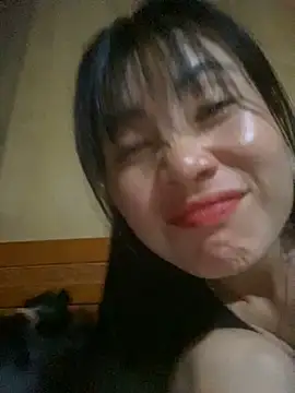 Snapshot of One-nice chatting on 10-25-25, 01:07 One-nice online show from 10-25-25, 01:07