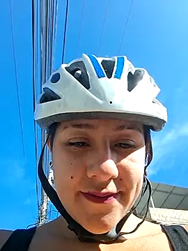 Snapshot of CAROLINE__07 chatting on 09-23-25, 01:03 CAROLINE  07 online show from 09-23-25, 01:03