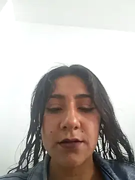 Snapshot of CAROLINE__07 chatting on 11-18-25, 12:20 CAROLINE 07 online show from 11-18-25, 12:20