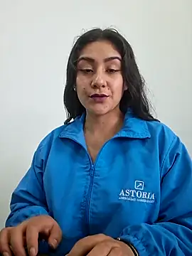 Snapshot of CAROLINE__07 chatting on 11-22-25, 02:05 CAROLINE 07 online show from 11-22-25, 02:05