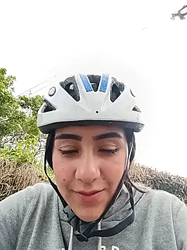 CAROLINE  07 online show from 04-27-26, 04:16