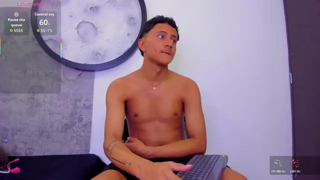  Leohot  online show from 03-26-26, 03:45