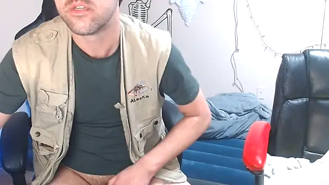 TypicalDepot5 online show from 11-01-25, 04:42