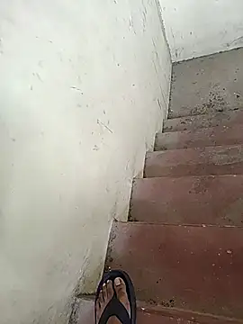 Snapshot of monty935 chatting on 10-28-25, 10:41 monty935 online show from 10-28-25, 10:41