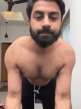 hottestboy03 online show from 01-18-26, 09:13