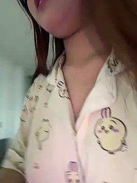 Snapshot of mimi9420 chatting on 05-19-26, 04:13 mimi9420 online show from 05-19-26, 04:13