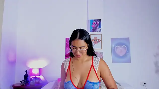 tyra bankss  online show from 10-10-25, 07:13