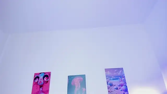 tyra bankss  online show from 10-29-25, 03:09