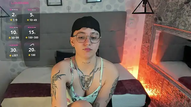 emahills  axelrose online show from 10-27-25, 01:26