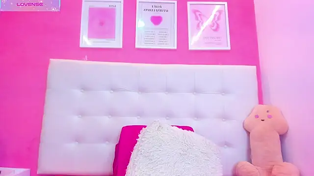 Macarena 05 online show from 12-23-25, 02:53