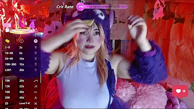 Snapshot of caro_lina20 chatting on 10-25-25, 05:48 caro lina20 online show from 10-25-25, 05:48