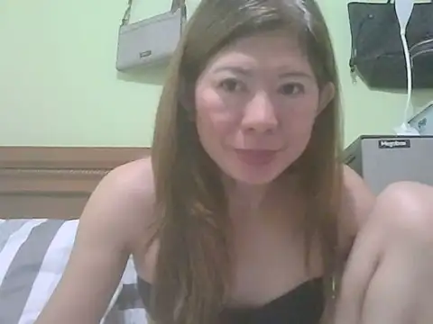 Snapshot of Sexyjenny4u chatting on 11-05-25, 08:42 Sexyjenny4u online show from 11-05-25, 08:42