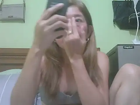 Sexyjenny4u online show from 04-19-26, 07:38