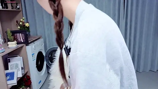 Snapshot of karina0703 chatting on 09-23-25, 11:24 karina0703 online show from 09-23-25, 11:24