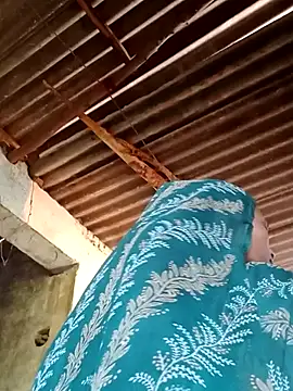 Snapshot of Joshi_Love143 chatting on 09-09-25, 04:01 Joshi Love143 online show from 09-09-25, 04:01