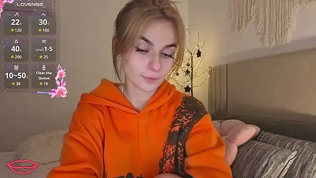 Little mia   online show from 02-12-26, 11:00